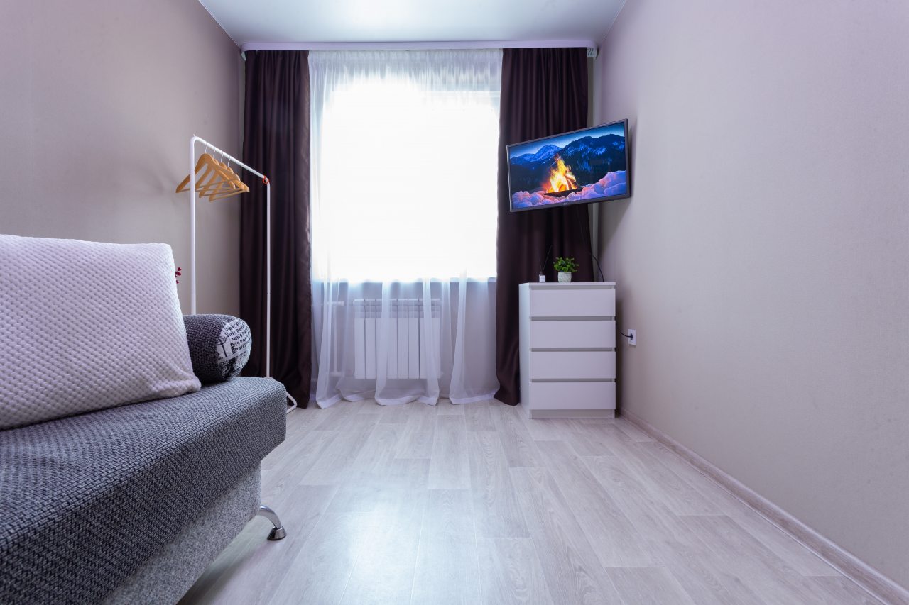 Пятиместный (Апартаменты Атмосфера - Комфортная квартира с Wi-Fi 5G, Smart-TV и кондиционером.), Апартаменты Атмосфера на Макарова 16