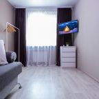 Пятиместный (Апартаменты Атмосфера - Комфортная квартира с Wi-Fi 5G, Smart-TV и кондиционером.), Апартаменты Атмосфера на Макарова 16