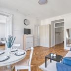 Допускается размещение домашних животных, Апартаменты MyHomeYourHome на 5-ой Советской д.19