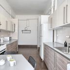 Допускается размещение домашних животных, Апартаменты MyHomeYourHome на 5-ой Советской д.19