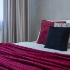 Квартира (Апартаменты «атмосфера» | тень сакуры — вдохновение восточной эстетики), Апартаменты Атмосфера на Осканова 1