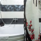 Квартира (Апартаменты «атмосфера» | тень сакуры — вдохновение восточной эстетики), Апартаменты Атмосфера на Осканова 1