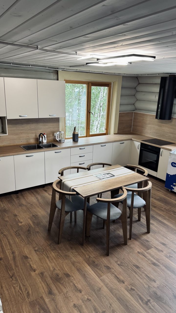 Коттедж (Елки), База отдыха АВАН