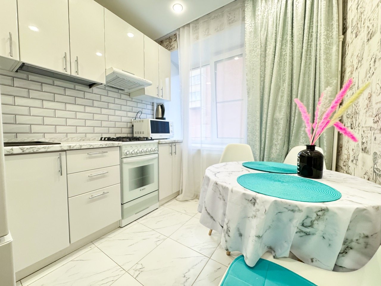 Апартаменты (Стандарт), Апартаменты Like Home на Грибоедова