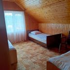 Трёхместный и более (Эконом трехместный), Гостевой дом Азалия