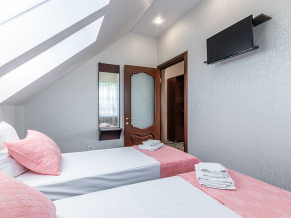 Фотография номера мини отеля Малахит