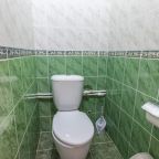 Апартаменты (Апартаменты семиместные трехкомнатные), Гостевой дом Малахит