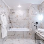 Люкс (ПРЕМИУМ), Отель GRAND MORE BOUTIQUE HOTEL