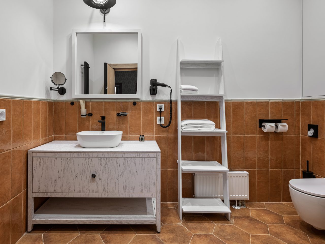 Дом (Дом блиндажный), Парк-Отель Бридж Кантри