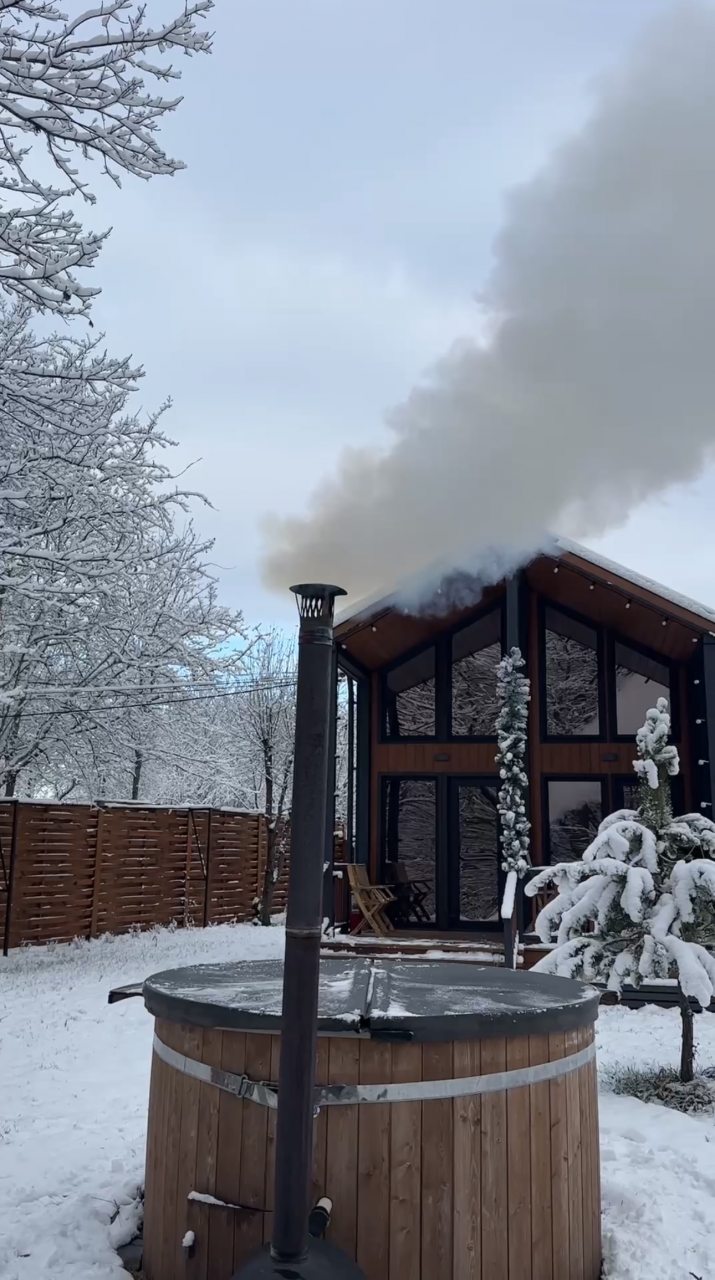 Дом (Barn House), База отдыха Заречье