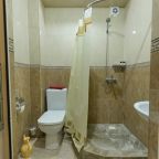 Двухместный (Номер стандарт с 2 односпальными кроватями (корпус 2)), Загородный отель Бригантина