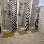 Допускается размещение домашних животных, Хостел Карандаш