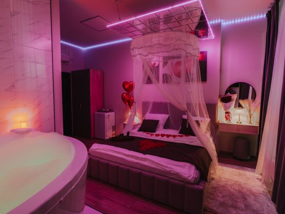 Отель BlackOut Hotel, Новороссийск