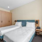 Полулюкс (Семейный двухкомнатный с балконом МГН), Гостиница Cosmos Vladikavkaz La Valle Hotel