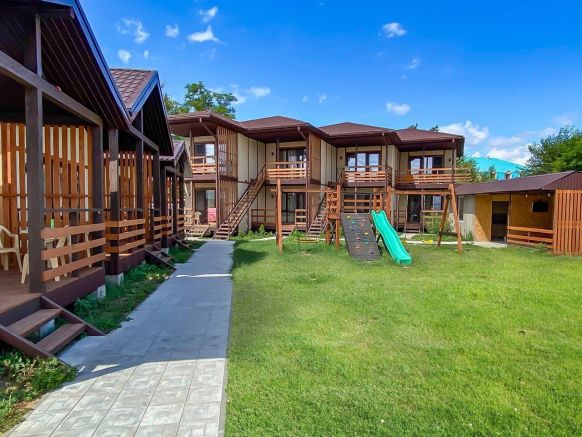 Коттедж U Dacha, Кучугуры