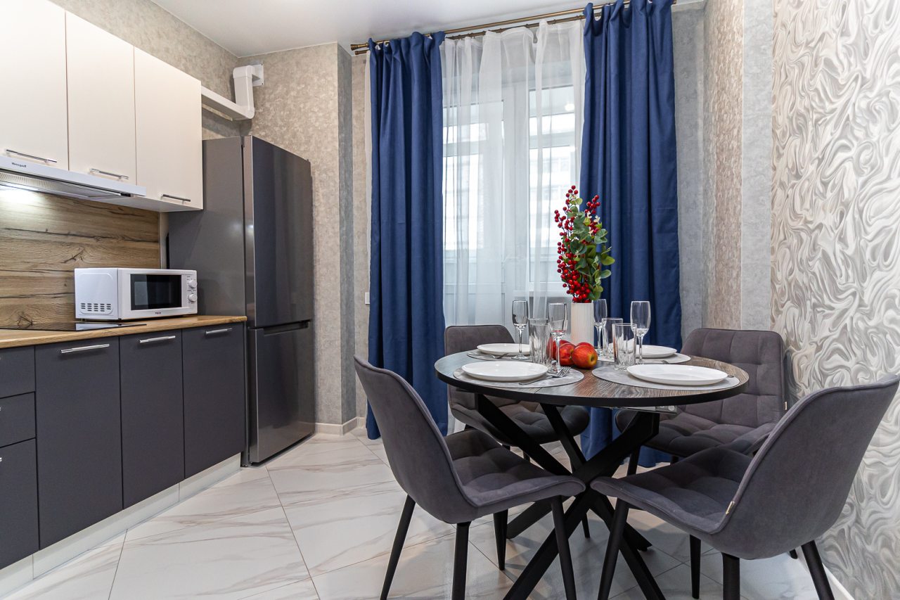 Трёхместный и более (В 10 минутах от парка Краснодар для 4 гостей), Апартаменты 2 Ночи на улице Героя Владислава Посадского 17