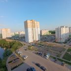 Просторные детские площадки, магазины прогулочные зоны