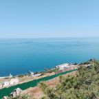 Вид с балкона кухни номера 15 3 этаж