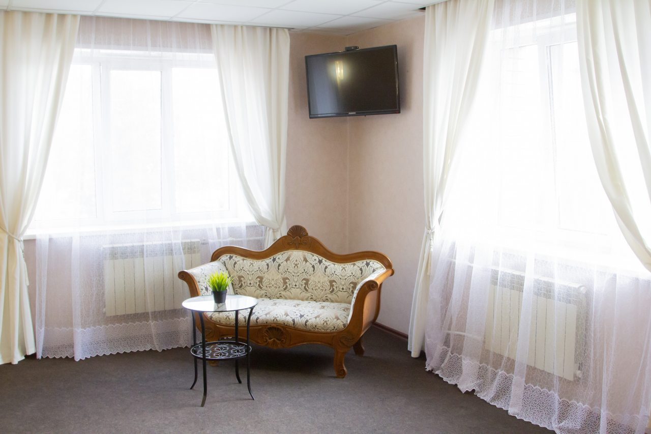 Полулюкс (Полулюкс (Комфорт)), Отель 12 Комнат
