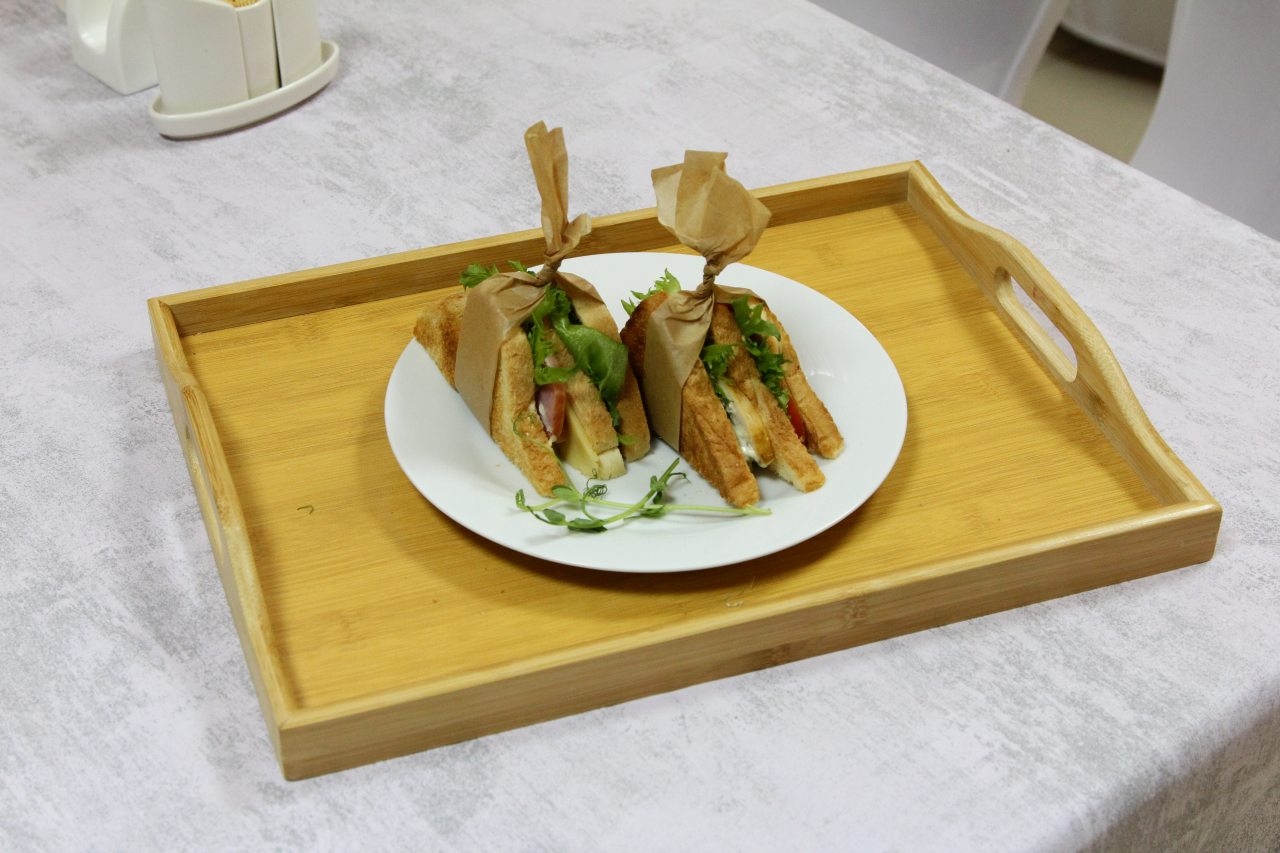 Полулюкс (Полулюкс (Комфорт)), Отель 12 Комнат