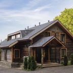 Коттедж (Дом в лесу), База отдыха Odin House