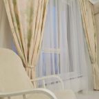 Квартира (Квартира на улице Тлостанова 32 подъезд А3), Апартаменты Гости