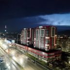 Квартира (Квартира на улице Тлостанова 32 подъезд А3), Апартаменты Гости
