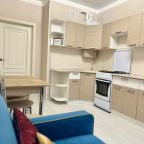 Квартира (Квартира на улице Тлостанова 32 подъезд Е2), Апартаменты Гости