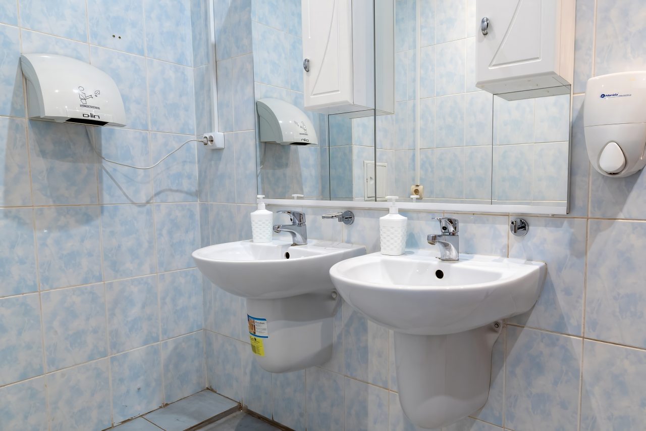 Трехместный (Эконом 3-местный), База отдыха БЕРЕГ МОЛОГИ