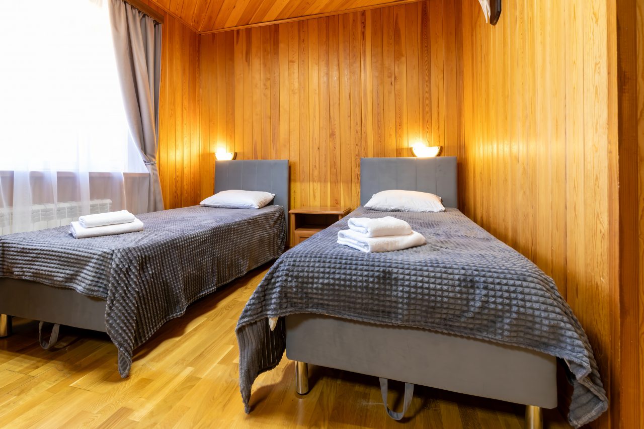 Двухместный (Стандарт 2-местный), База отдыха БЕРЕГ МОЛОГИ