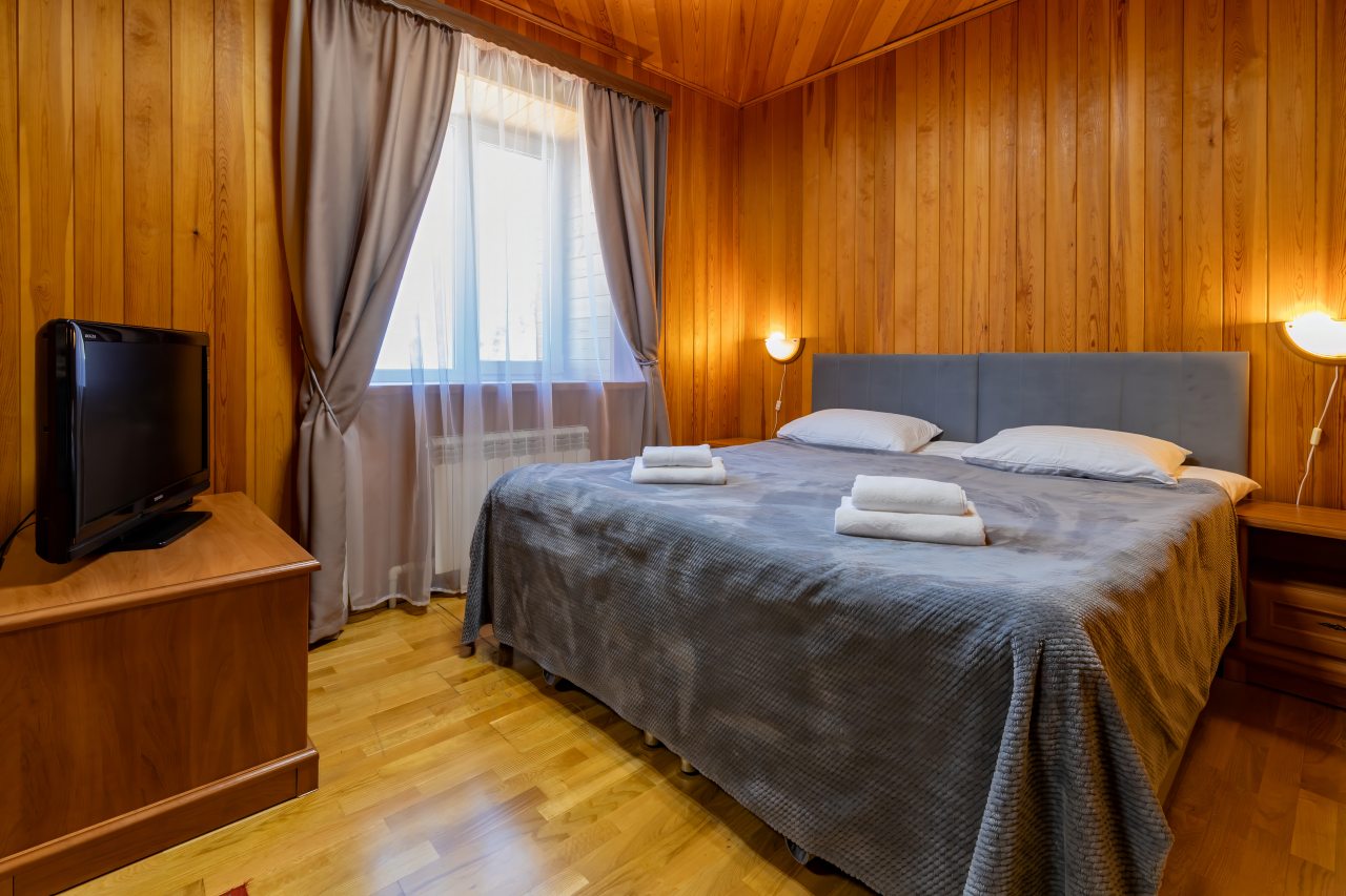 Двухместный (Стандарт 2-местный), База отдыха БЕРЕГ МОЛОГИ