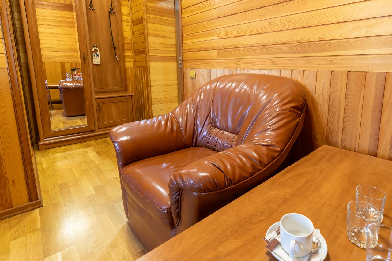 Трехместный (Улучшенный 3-местный), База отдыха БЕРЕГ МОЛОГИ