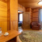 Трехместный (Улучшенный 3-местный), База отдыха БЕРЕГ МОЛОГИ