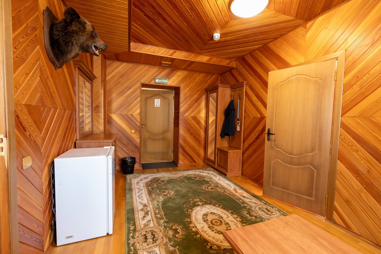 Полулюкс (Полулюкс), База отдыха БЕРЕГ МОЛОГИ