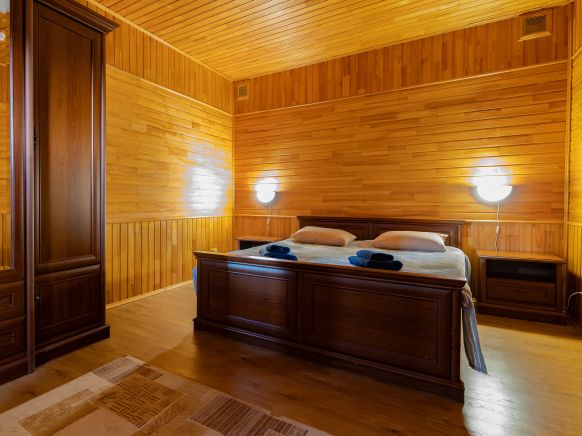 Фотография номера базы отдыха БЕРЕГ МОЛОГИ