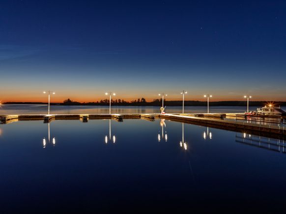 База отдыха БЕРЕГ МОЛОГИ, Противье