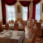 Кафе «Усадьба» с меню русской кухни на 50 посадочных мест