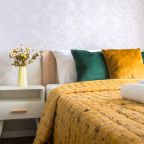 Двуспальная кровать