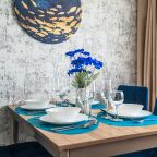 Обеденный стол