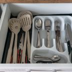 Столовые приборы