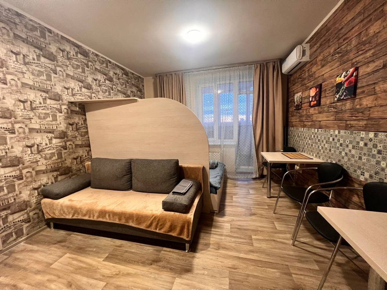 Апартаменты (Уютная студия), Апартаменты ВОЯЖ на улице 50 лет ВЛКСМ