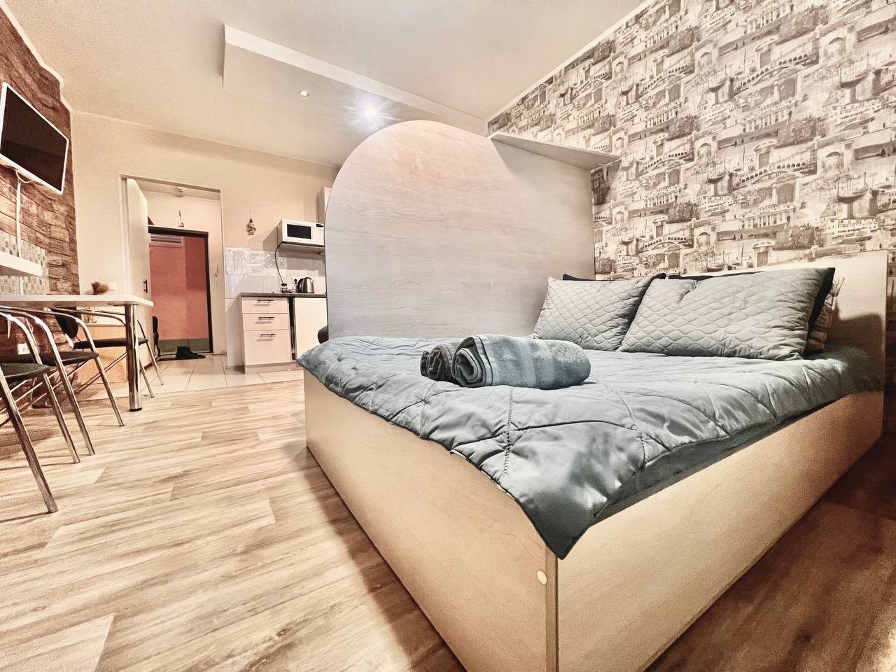 Апартаменты (Уютная студия), Апартаменты ВОЯЖ на улице 50 лет ВЛКСМ