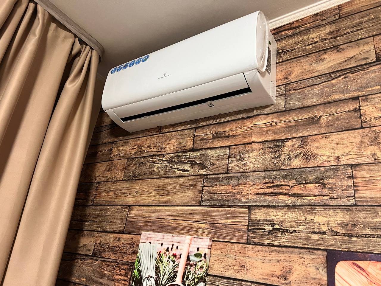 Апартаменты (Уютная студия), Апартаменты ВОЯЖ на улице 50 лет ВЛКСМ