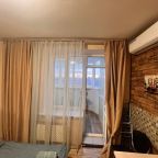 Апартаменты (Уютная студия), Апартаменты ВОЯЖ на улице 50 лет ВЛКСМ