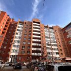 Апартаменты (Просторные 1к в центре города), Апартаменты Вояж на Шиллера