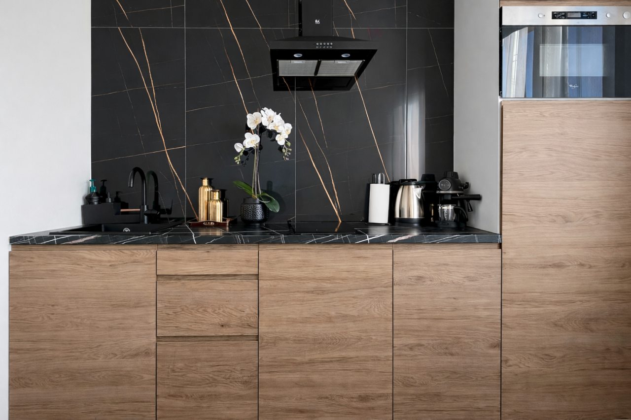 Возможность самостоятельного приготовления пищи, Апартаменты ApartMari рядом в Рыбной деревней