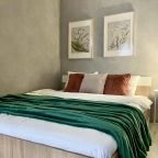 Апартаменты (ApartMari в центре рядом с парком Юность и Верхним озером), Апартаменты Рядом с парком Юность ApartMari Калининград