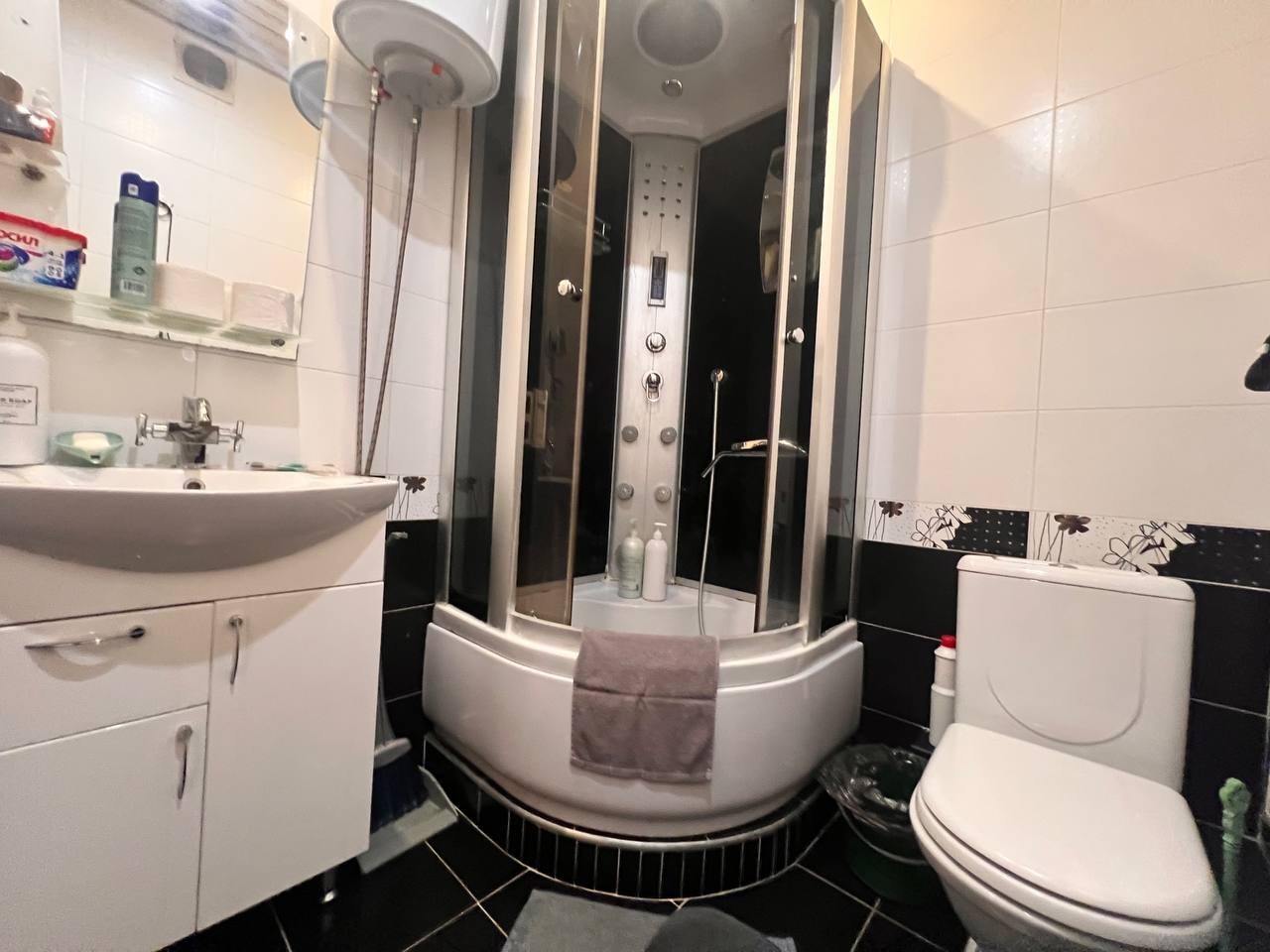 Апартаменты (УЮТНАЯ СТУДИЯ В ЦЕНТРЕ), Апартаменты ВОЯЖ на улице 50 лет ВЛКСМ, 19