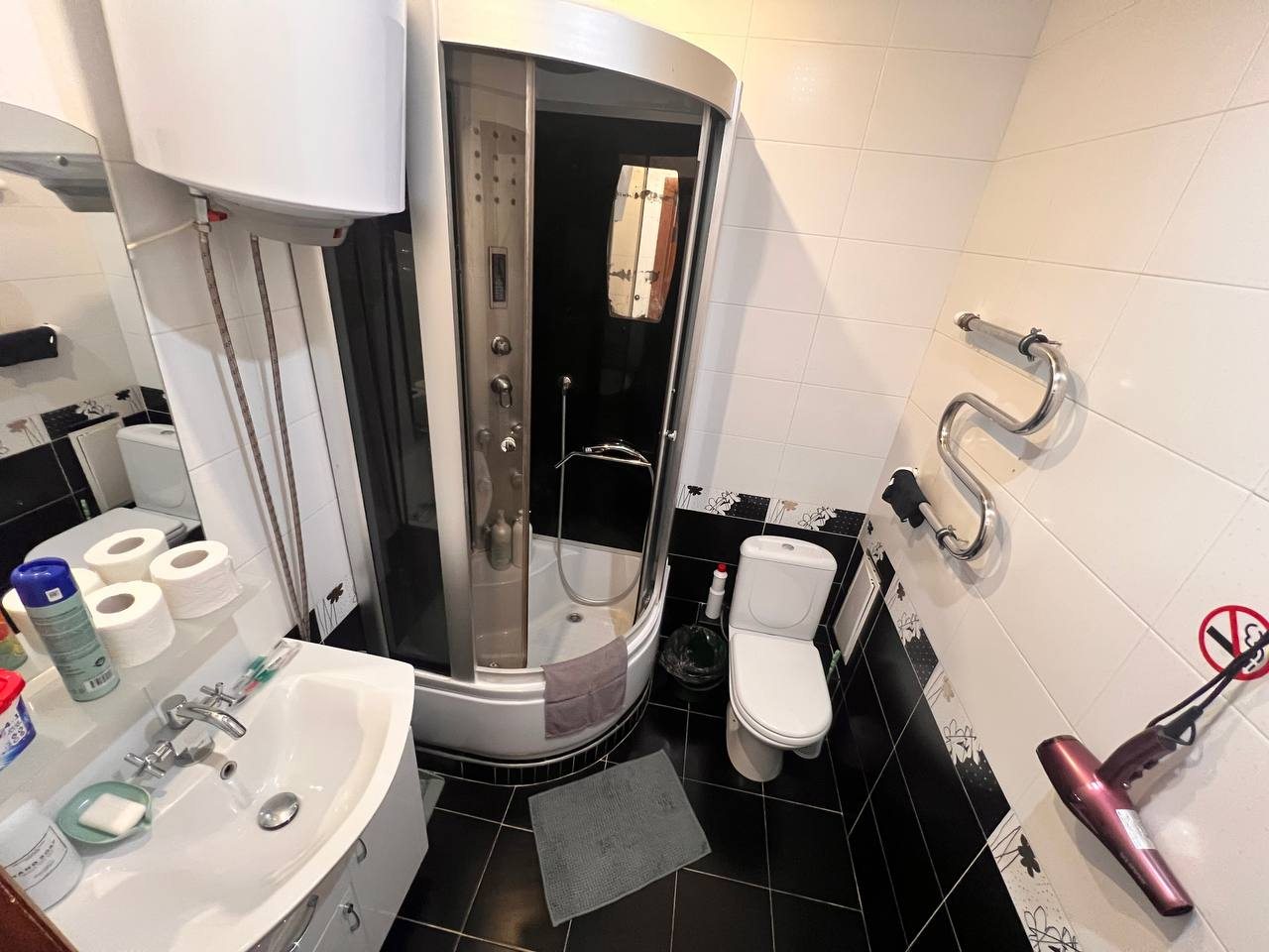 Апартаменты (УЮТНАЯ СТУДИЯ В ЦЕНТРЕ), Апартаменты ВОЯЖ на улице 50 лет ВЛКСМ, 19