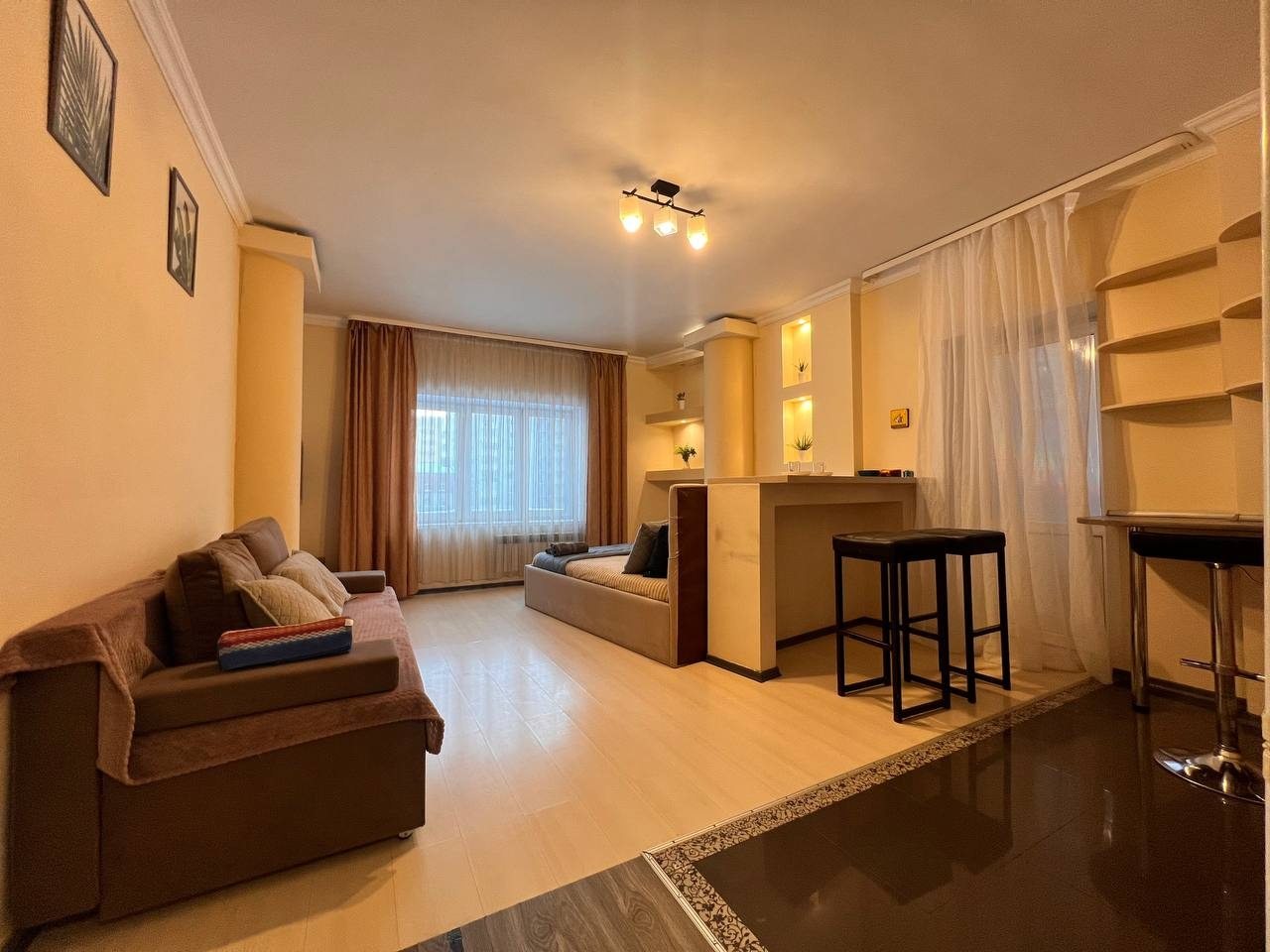 Апартаменты (СВЕТЛАЯ ПРОСТОРНАЯ СТУДИЯ), Апартаменты ВОЯЖ НА 50 ЛЕТ ВЛКСМ